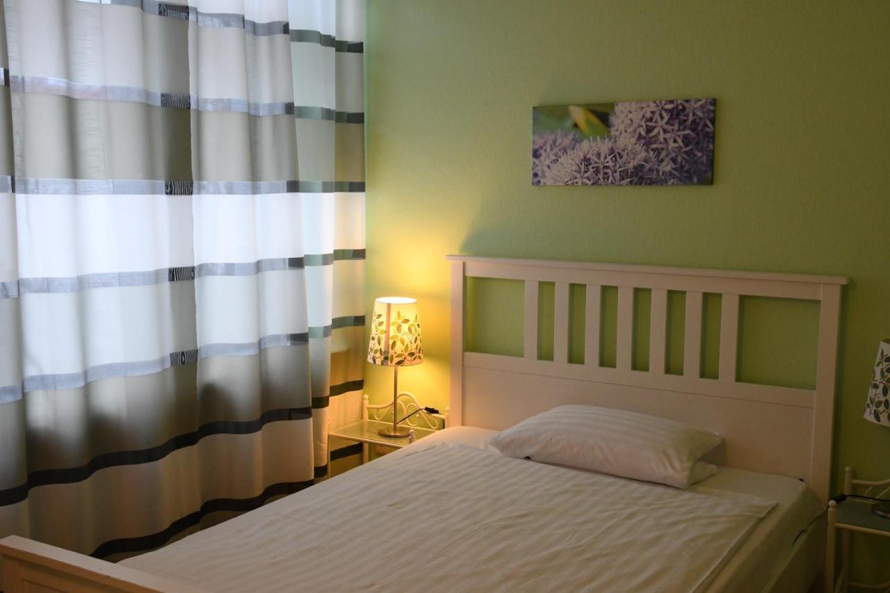 Hotel-Pension Charlottenburg Berlin Bagian luar foto